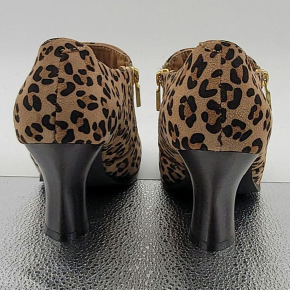 AJ Valenci Leather Leopard Stacked Heel Bootie 7.5 NIB - Picture 7 of 12